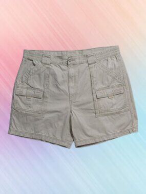 St Johns bay  mens size 42 shorts carpenter color beige flat front